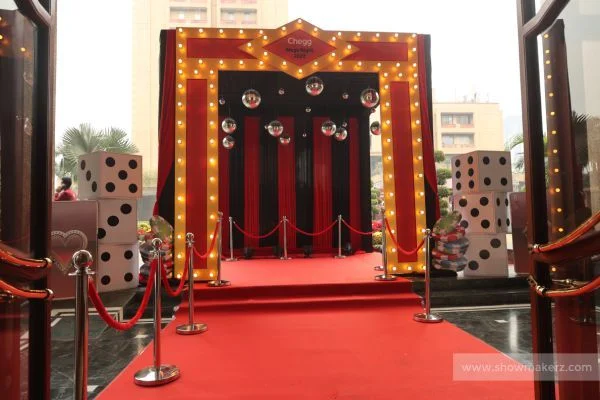 casino theme welcome gate